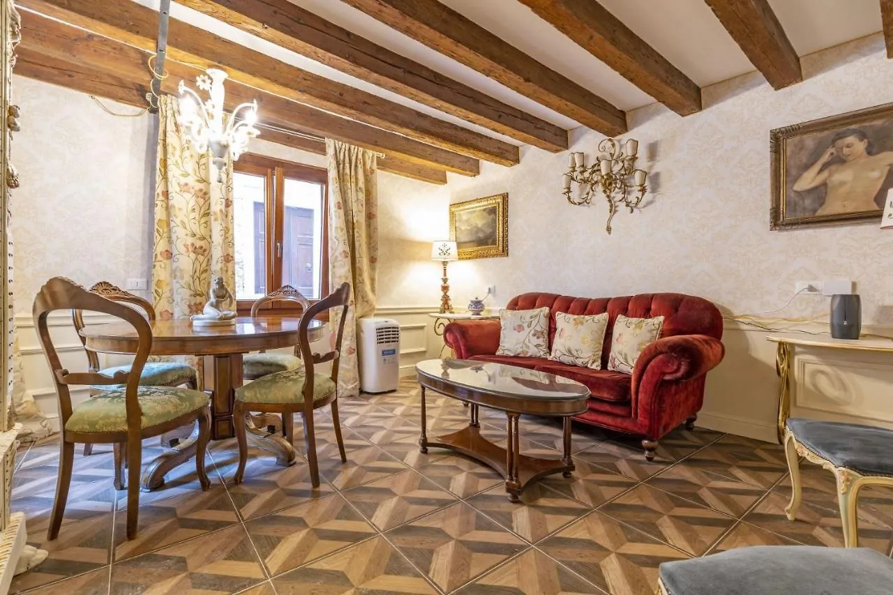 Il Nido Di San Stae Apartment Venice 0*,  Italy