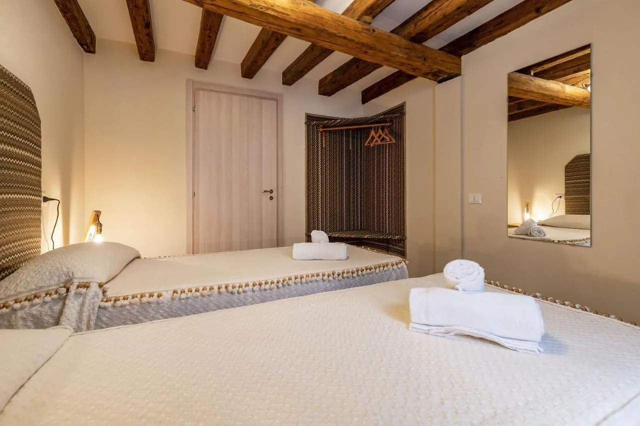Il Nido Di San Stae Apartment Venice